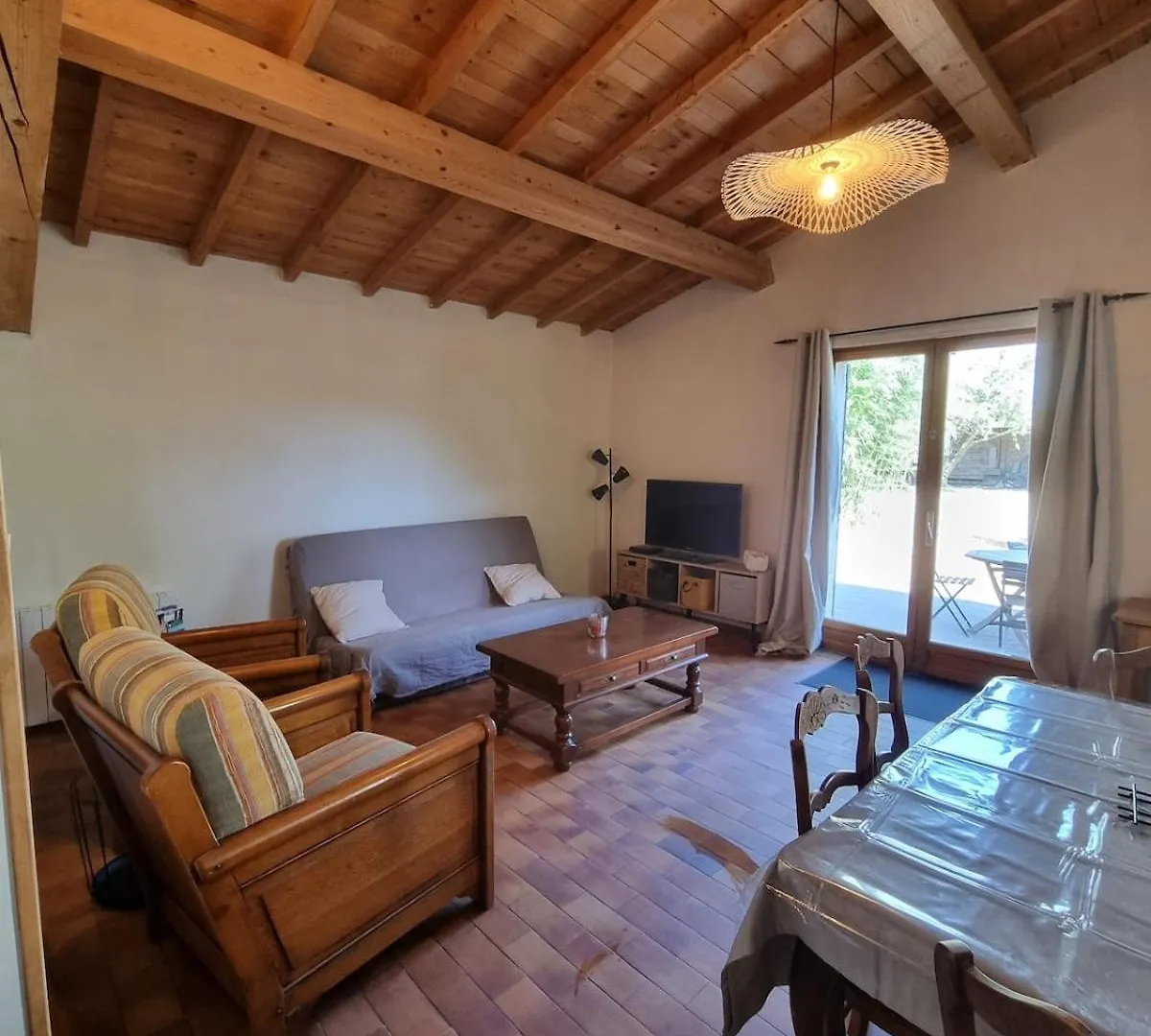 Holiday home Charmante Maison A La Campagne Grane France